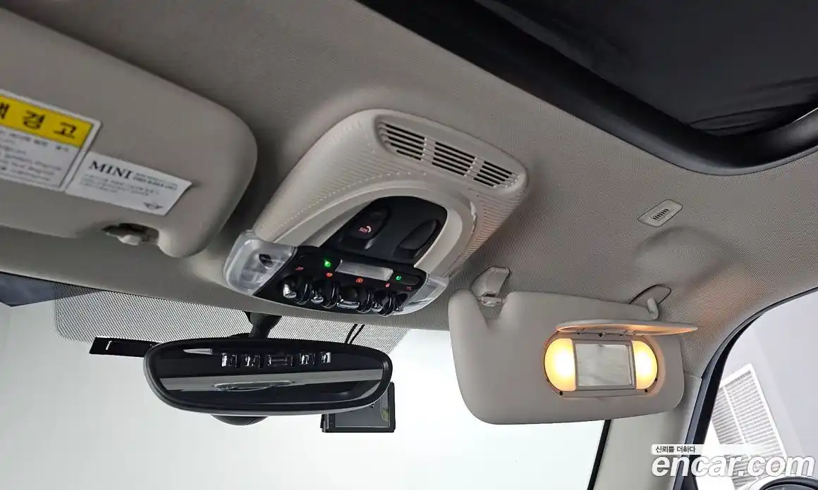 Mini Cooper 2019 2.0 Автомат в Москве № 187697, фото 19