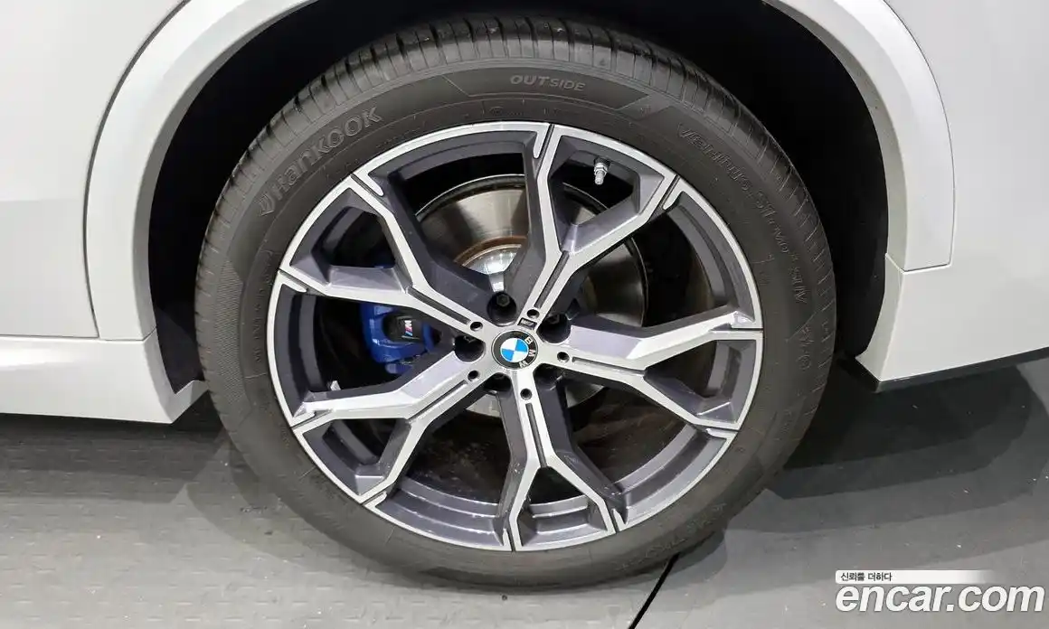 BMW X5 2023 3.0 Автомат в Москве № 187739, фото 14