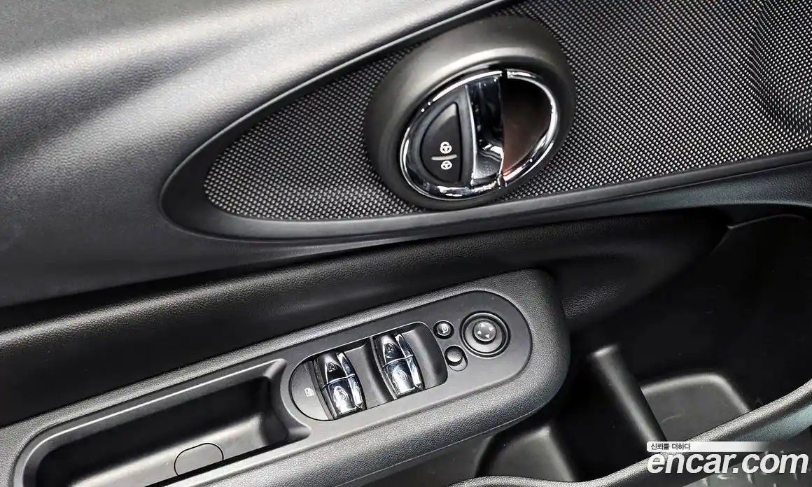 Mini Clubman 2018 1.5 Автомат в Москве № 189005, фото 19