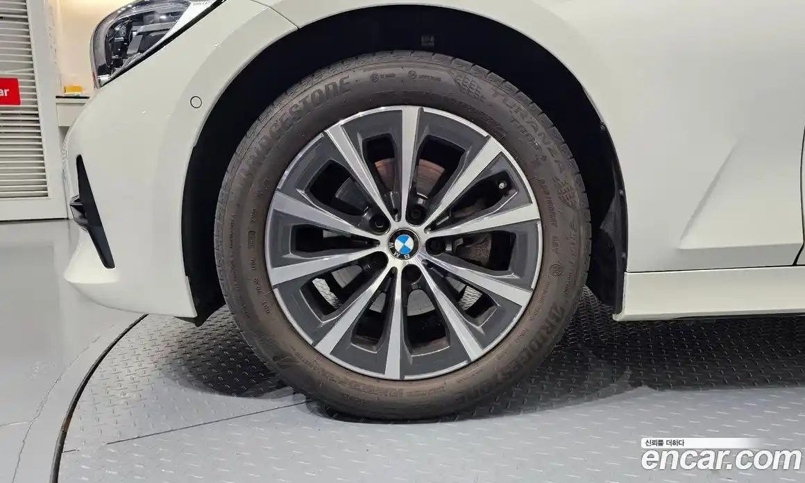 BMW 3-Series 2022 2.0 Автомат в Москве № 189330, фото 11