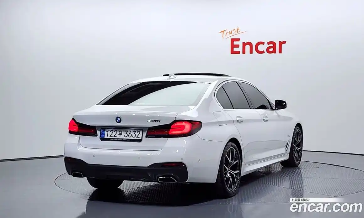 BMW 5-Series 2023 2.0 Автомат в Москве № 190116, фото 11