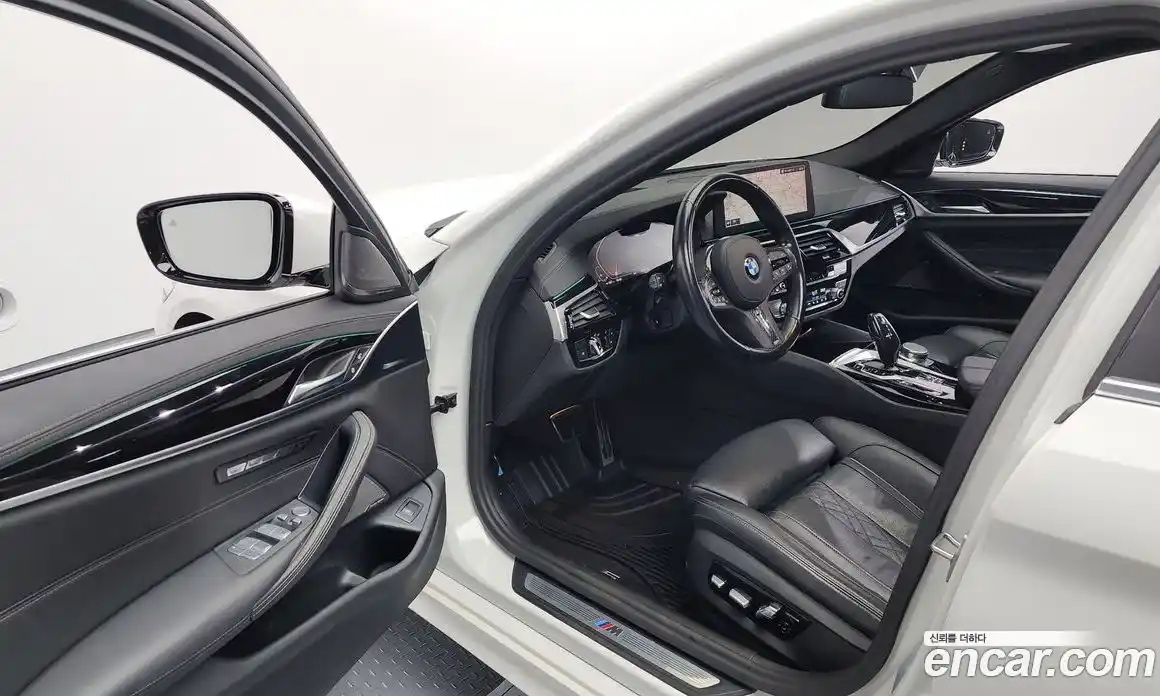 BMW 5-Series 2023 2.0 Автомат в Москве № 190116, фото 17