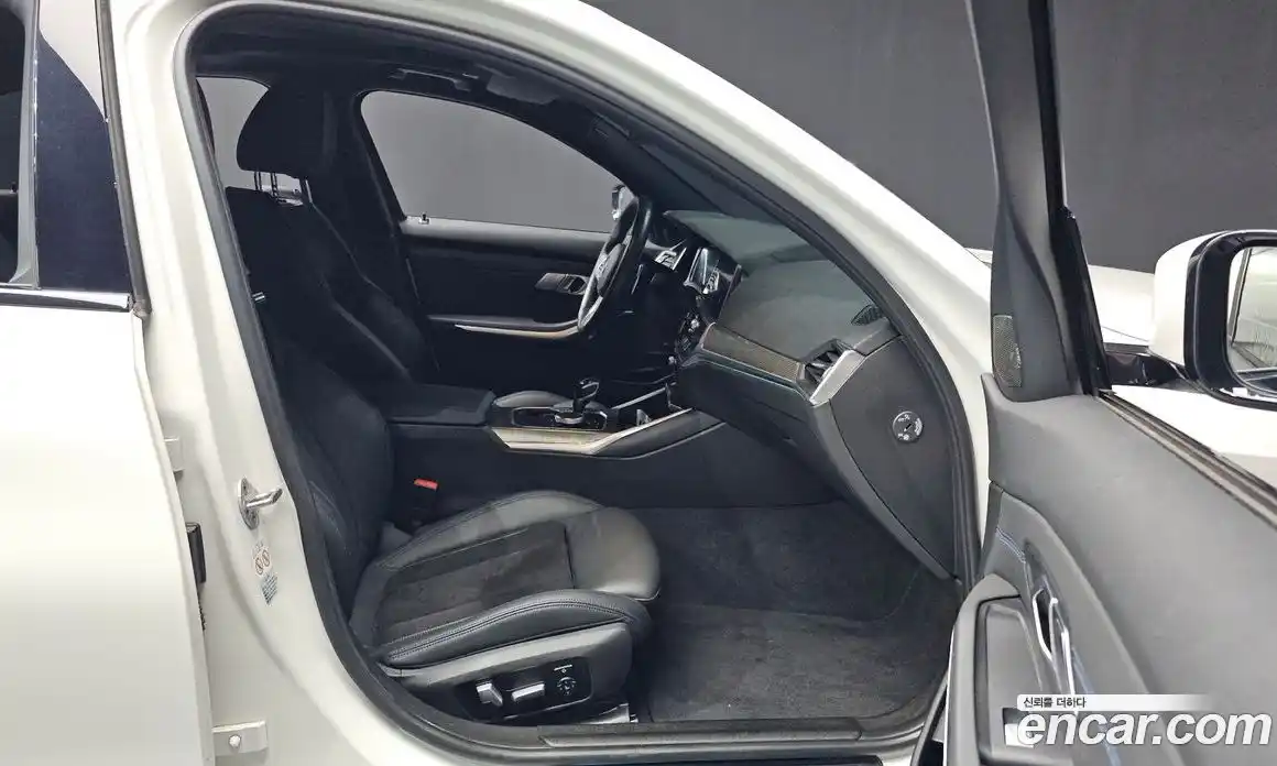 BMW 3-Series 2021 2.0 Автомат в Москве № 191631, фото 3