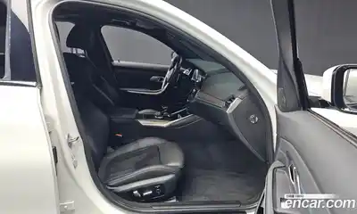 BMW 3-Series 2021 2.0 Автомат в Москве № 191631, миниатюра 3