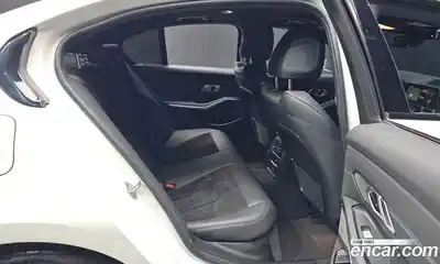 BMW 3-Series 2021 2.0 Автомат в Москве № 191631, миниатюра 7