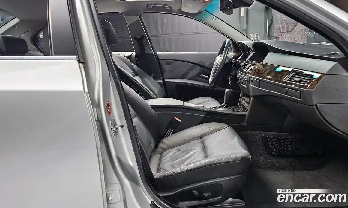 BMW 5-Series 2006 2.5 Автомат в Москве № 191835, фото 19