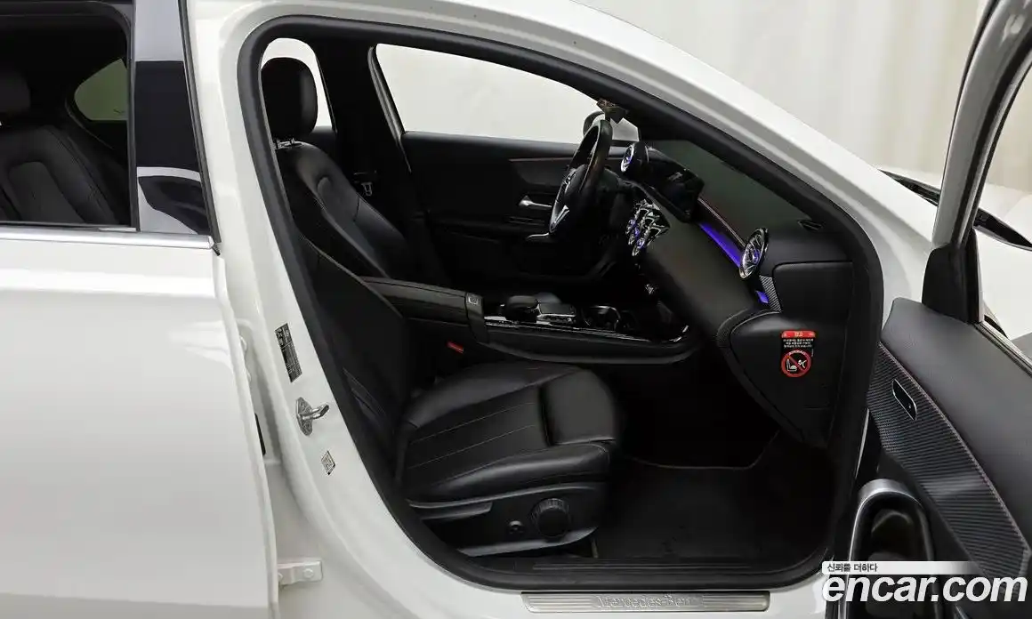 Mercedes-Benz A-Class 2021 1.9 Автомат в Москве № 194309, фото 17