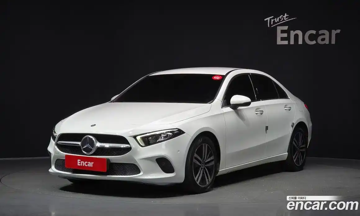 Mercedes-Benz A-Class 2021 1.9 Автомат в Москве № 194309, фото 18