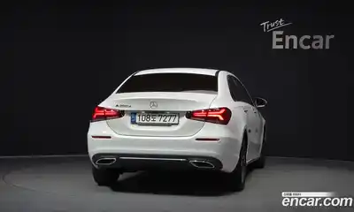 Mercedes-Benz A-Class 2021 1.9 Автомат в Москве № 194309, миниатюра 4