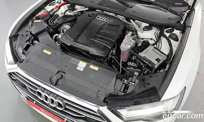 Audi A6 2023 2.0 Автомат в Москве № 196121, миниатюра 2