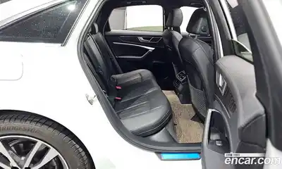 Audi A6 2023 2.0 Автомат в Москве № 196121, миниатюра 4