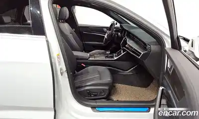 Audi A6 2023 2.0 Автомат в Москве № 196121, миниатюра 7