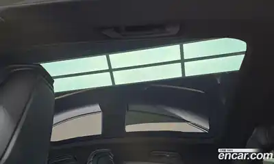 Porsche Taycan, 2024