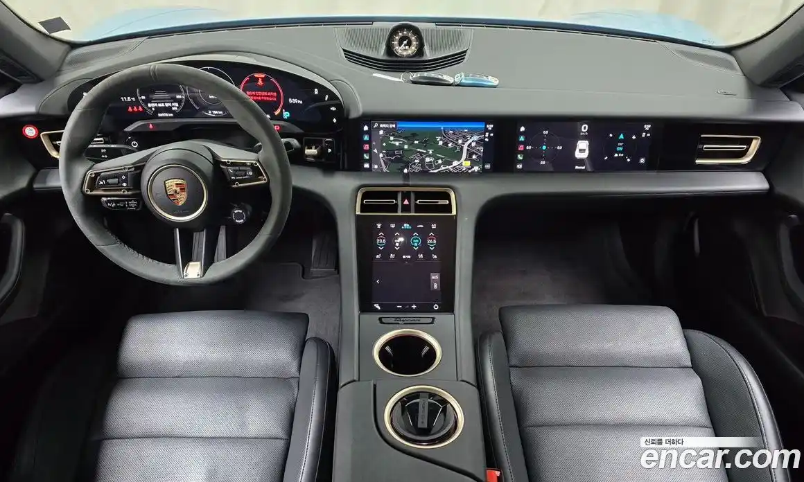 Porsche Taycan 2024 0.1 Автомат в Москве № 197165, фото 14