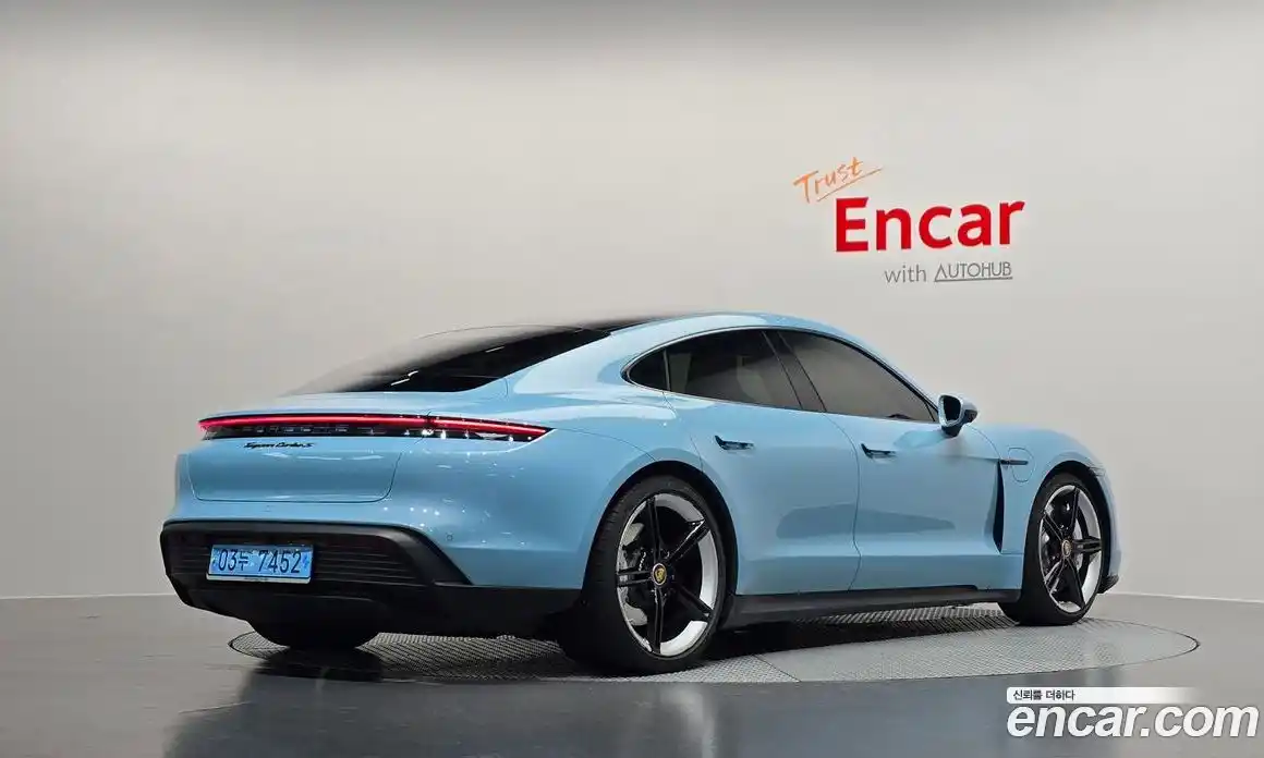 Porsche Taycan 2024 0.1 Автомат в Москве № 197165, фото 18