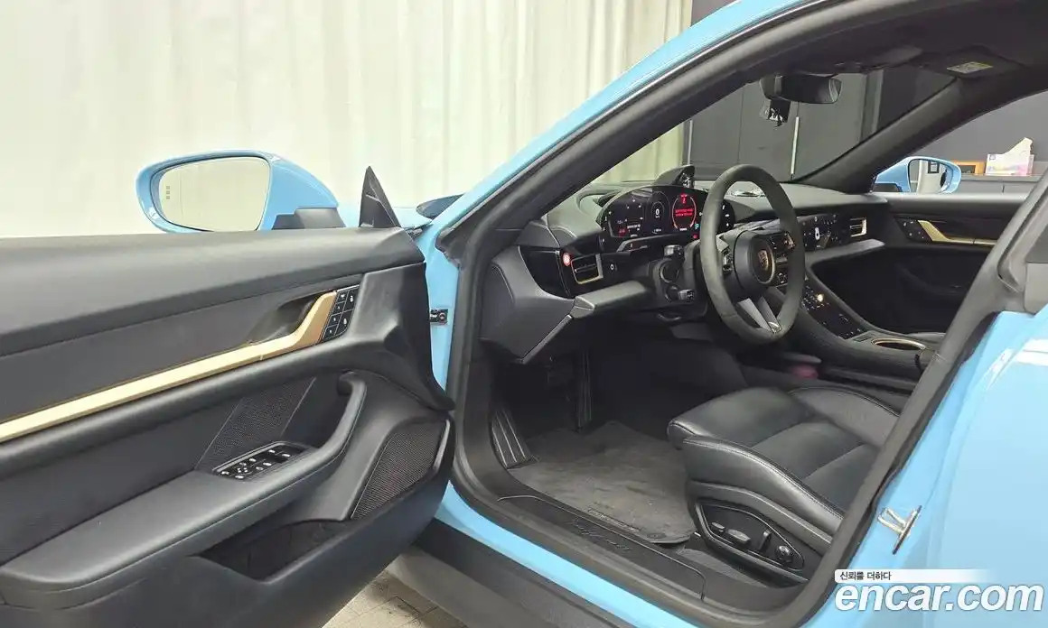 Porsche Taycan 2024 0.1 Автомат в Москве № 197165, фото 9