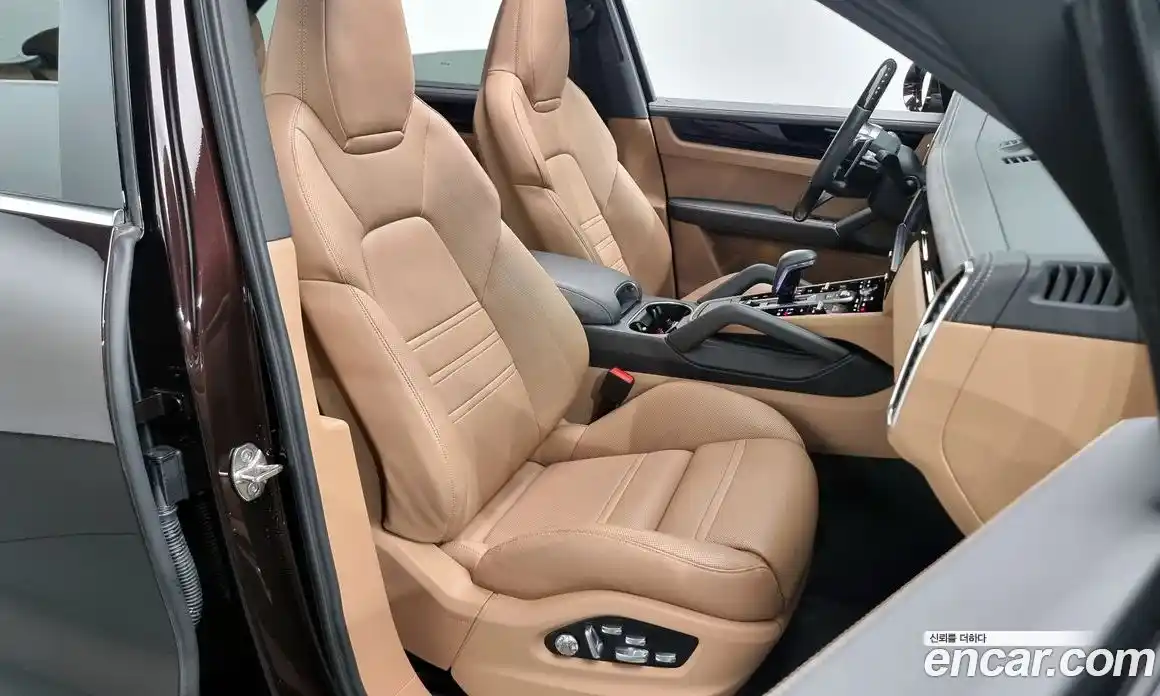 Porsche Cayenne 2020 3.0 Автомат в Москве № 197573, фото 20