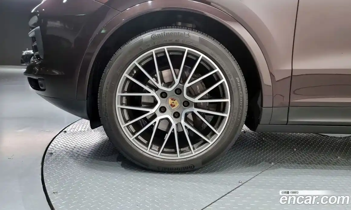 Porsche Cayenne 2020 3.0 Автомат в Москве № 197573, фото 4