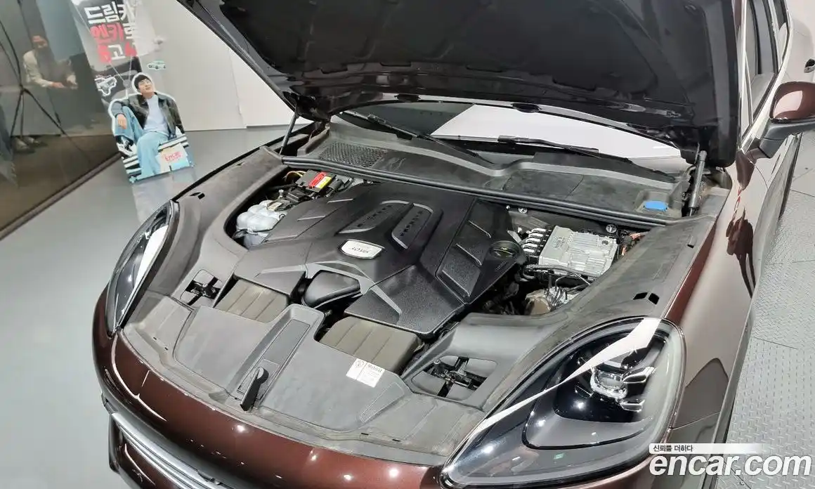 Porsche Cayenne 2020 3.0 Автомат в Москве № 197573, фото 10