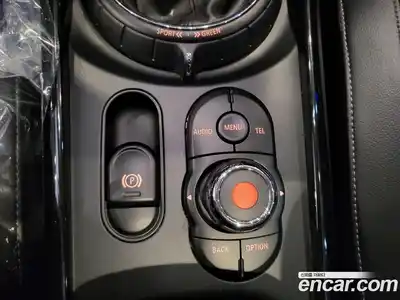 Mini Clubman 2016 2.0 Автомат в Москве № 198383, миниатюра 2