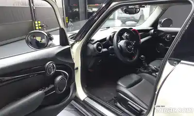 Mini Cooper 2015 1.5 Автомат в Москве № 198486, миниатюра 8