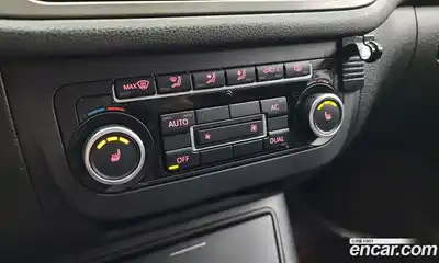 Volkswagen Tiguan 2011 2.0 Автомат в Москве № 199117, миниатюра 2