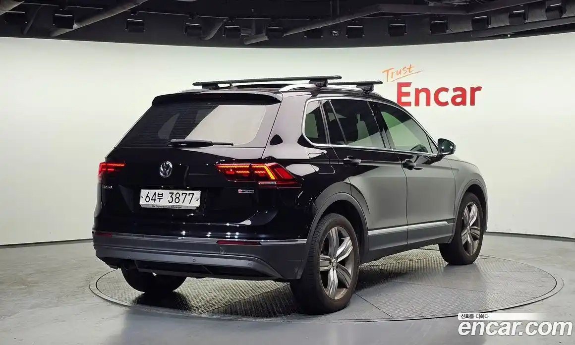 Volkswagen Tiguan 2018 2.0 Автомат в Москве № 199273, фото 16