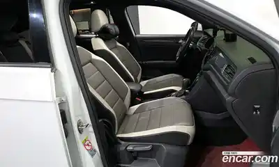 Volkswagen T-Roc 2021 2.0 Автомат в Москве № 199305, миниатюра 5