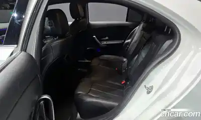 Mercedes-Benz A-Class 2023 2.0 Автомат в Москве № 205774, миниатюра 5