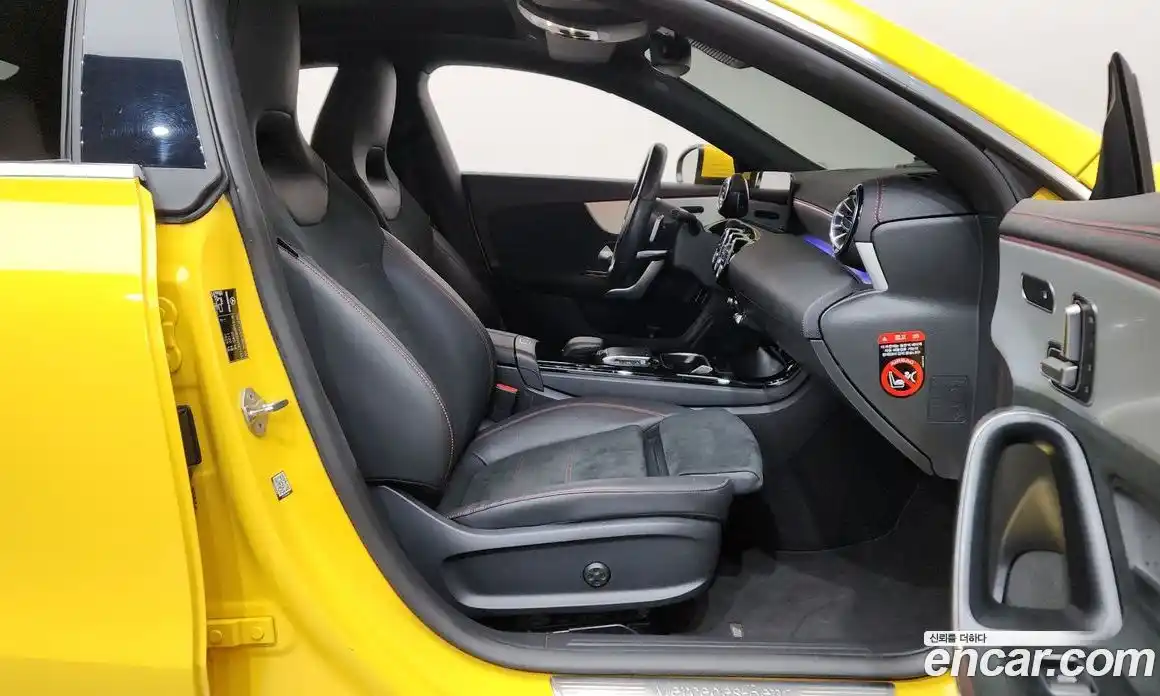 Mercedes-Benz CLA-Class 2023 2.0 Автомат в Москве № 205893, фото 19