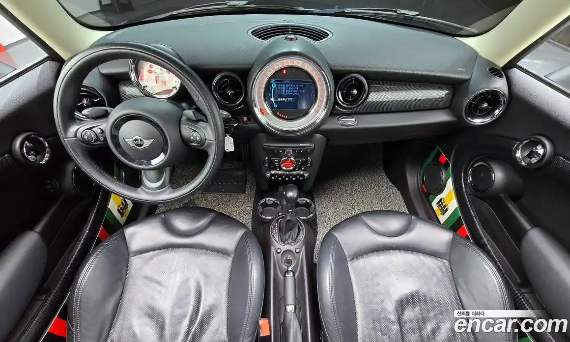 Mini Cooper 2013 1.6 Автомат в Москве № 206447, фото 15