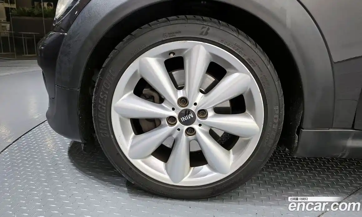 Mini Cooper 2013 1.6 Автомат в Москве № 206447, фото 2