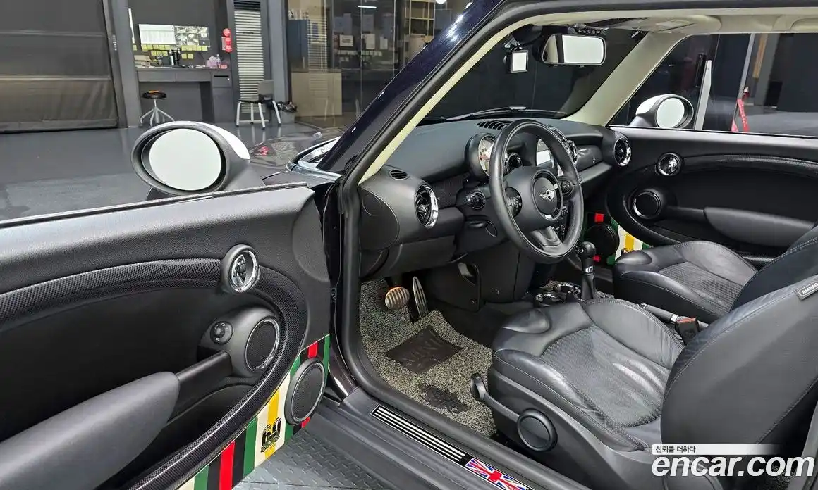 Mini Cooper 2013 1.6 Автомат в Москве № 206447, фото 9