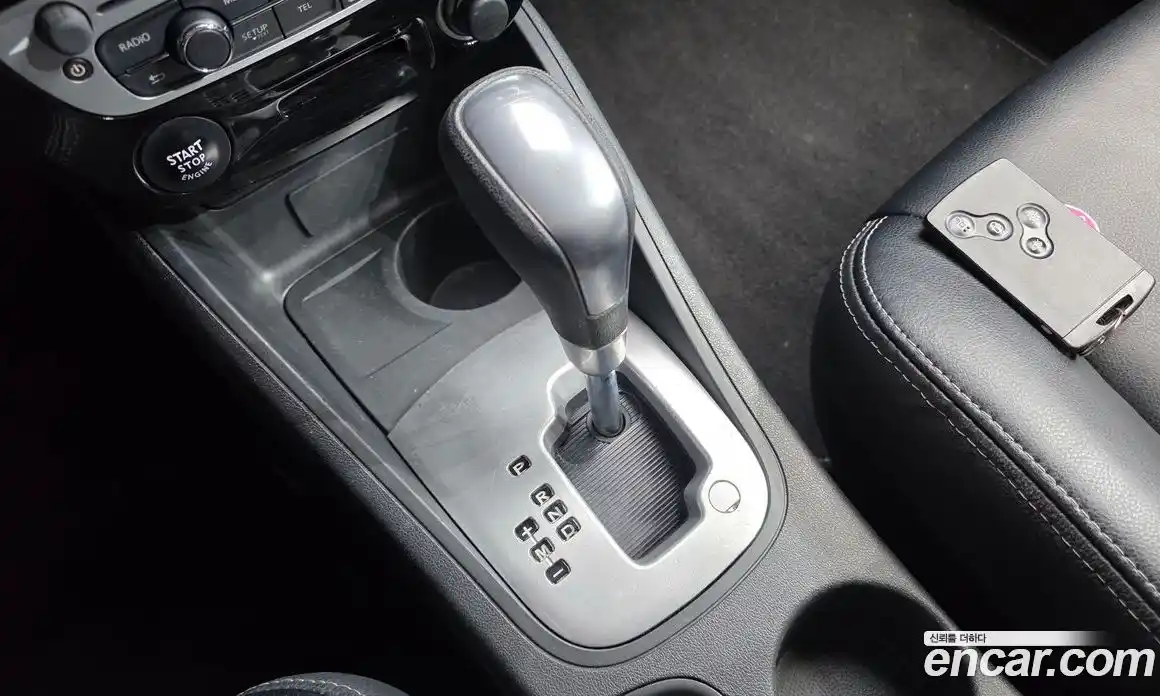 Renault SM3 2016 1.6 Автомат в Москве № 208704, фото 1