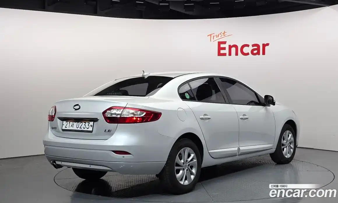 Renault SM3 2016 1.6 Автомат в Москве № 208704, фото 16