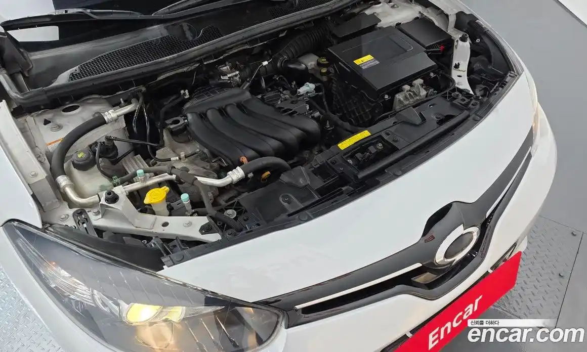 Renault SM3 2016 1.6 Автомат в Москве № 208704, фото 9