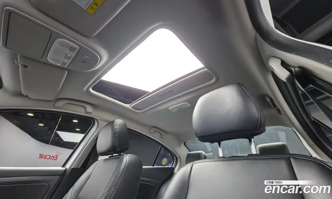 Renault SM3 2016 1.6 Автомат в Москве № 208704, фото 10