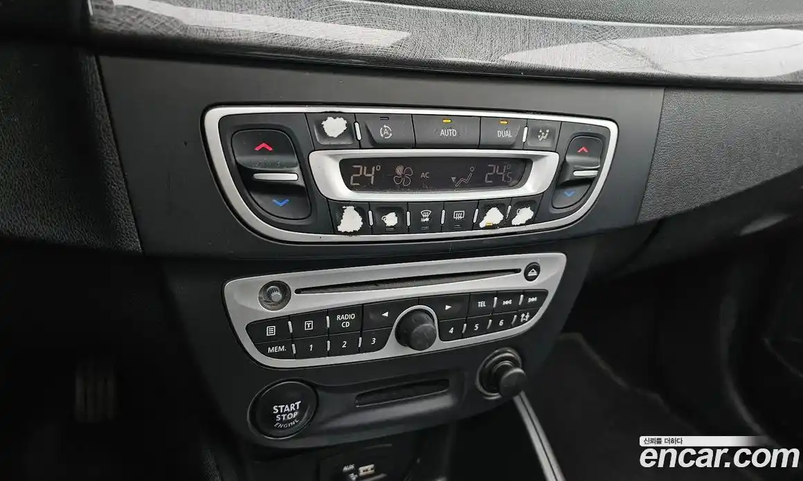 Renault SM3 2011 1.6 Автомат в Москве № 209030, фото 19