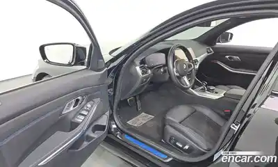 BMW 3-Series 2022 2.0 Автомат в Москве № 210869, миниатюра 3