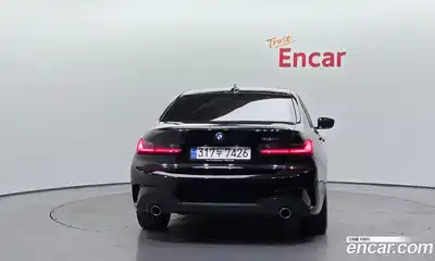 BMW 3-Series 2022 2.0 Автомат в Москве № 210869, миниатюра 7