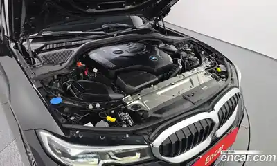 BMW 3-Series 2022 2.0 Автомат в Москве № 210869, миниатюра 8