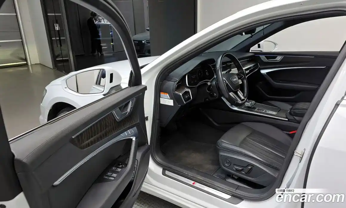 Audi A6 2021 2.0 Автомат в Москве № 212379, фото 18