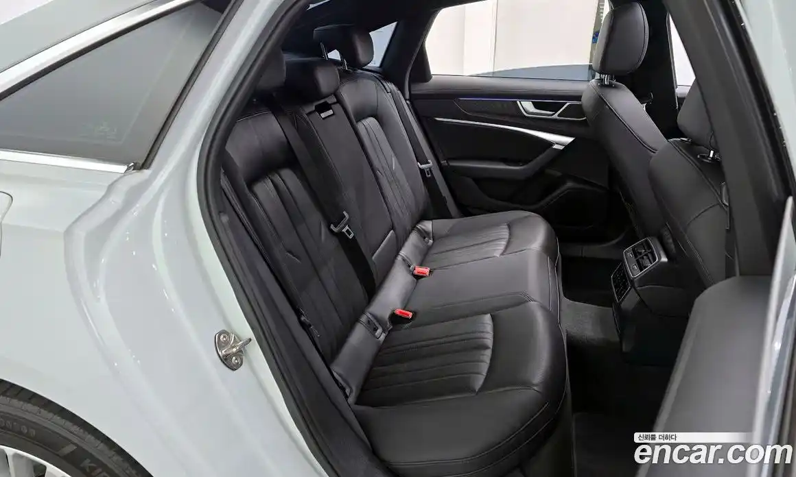 Audi A6 2021 2.0 Автомат в Москве № 212379, фото 3