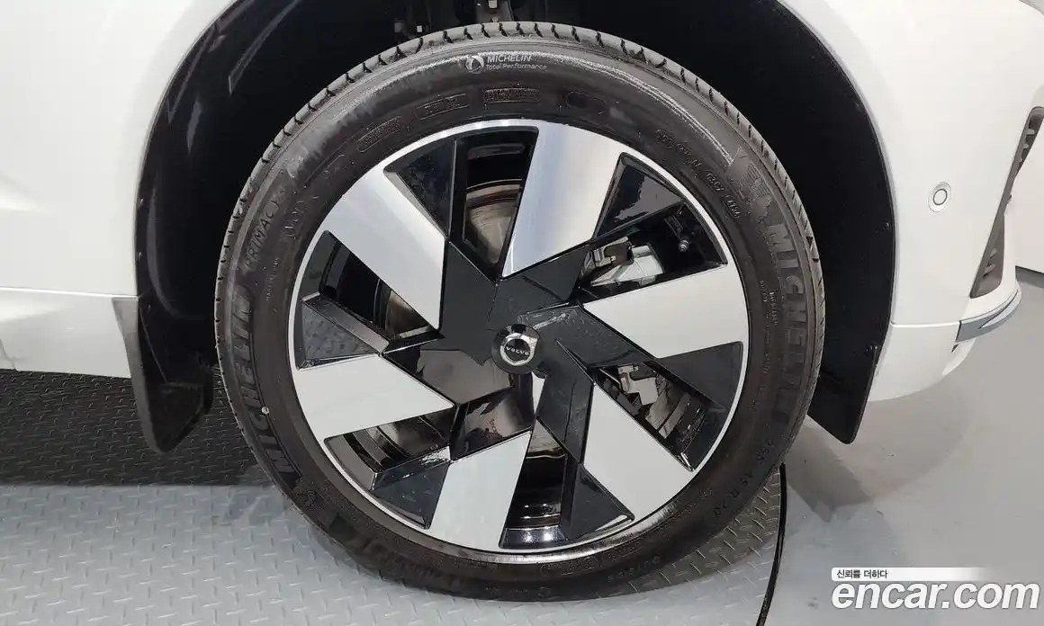 Volvo XC60 2025 2.0 Автомат в Москве № 212766, фото 19