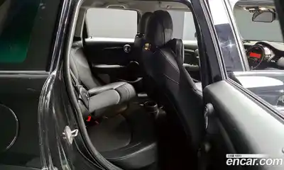 Mini Cooper 2015 1.5 Автомат в Москве № 214348, миниатюра 12