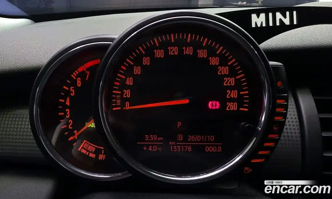 Mini Cooper 2015 1.5 Автомат в Москве № 214348, фото 17