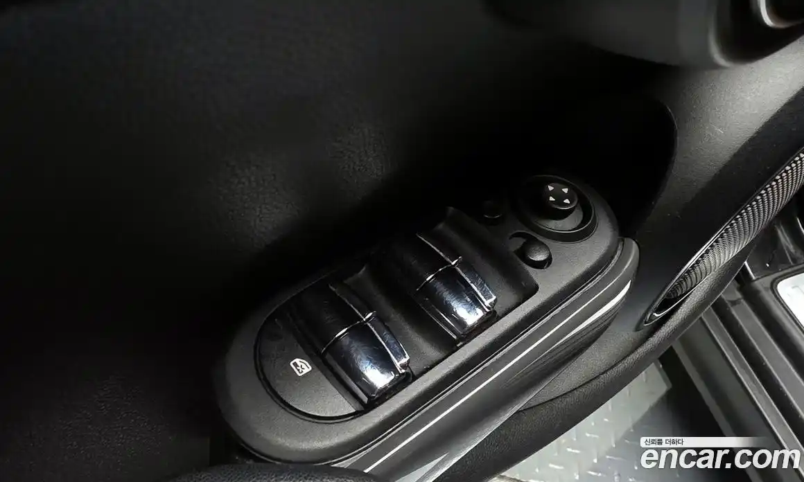 Mini Cooper 2015 1.5 Автомат в Москве № 214348, фото 18