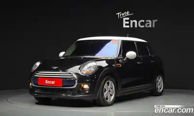 Mini Cooper 2015 1.5 Автомат в Москве № 214348, миниатюра 4