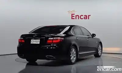 Lexus LS 2008 4.6 Автомат в Москве № 214623, миниатюра 11