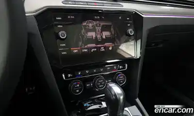 Volkswagen Arteon 2019 2.0 Автомат в Москве № 215188, миниатюра 10